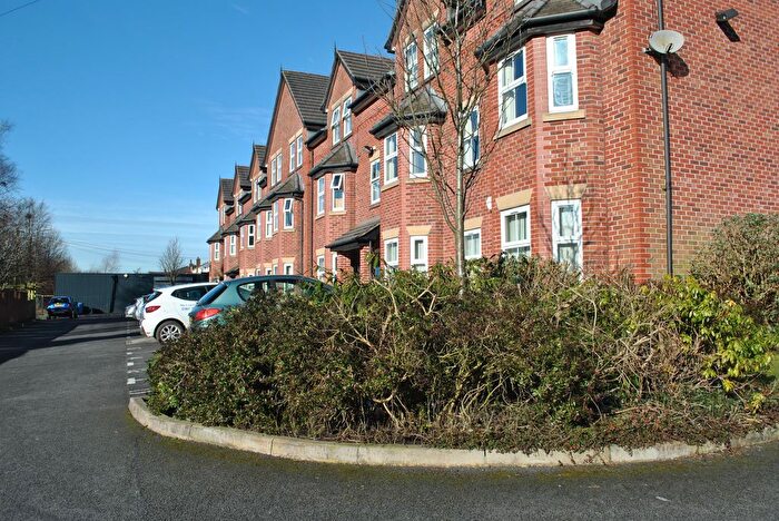 2 Bedroom Flat For Sale In Manchester Road, Little Hulton, M38