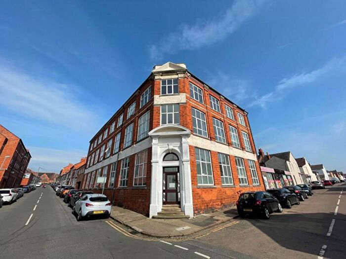 1 Bedroom Apartment To Rent In Artizan Road, Northampton, NN1