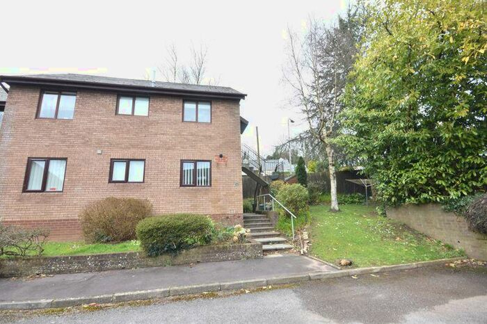 2 Bedroom Flat To Rent In Hopyard Meadow, Cowbridge, Vale Of Glamorgan, CF71