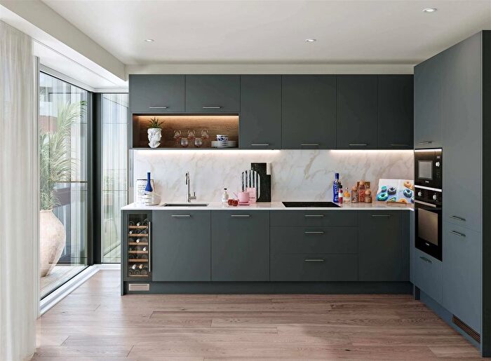 2 Bedroom Flat For Sale In Duke Of Wellington Ave, Imperial Building, London, SE18