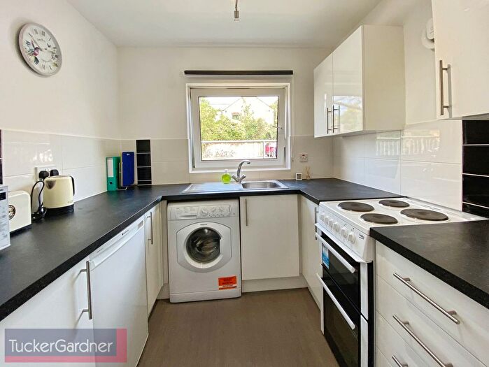1 Bedroom Flat To Rent In Beaulands Close, Cambridge, CB4