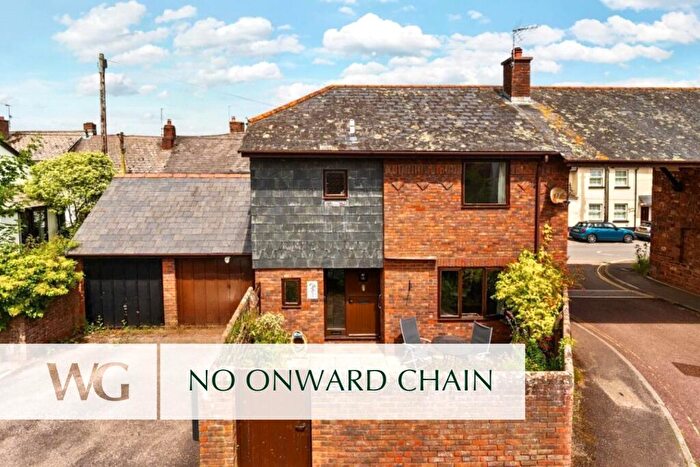 3 Bedroom Detached House For Sale In Ide, Exeter, EX2