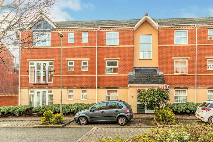 2 Bedroom Flat To Rent In Alma Road, Banbury, OX16