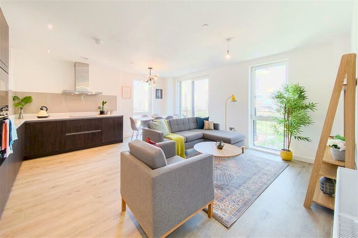 3 Bedroom Apartment To Rent In Middlewood Locks, M5