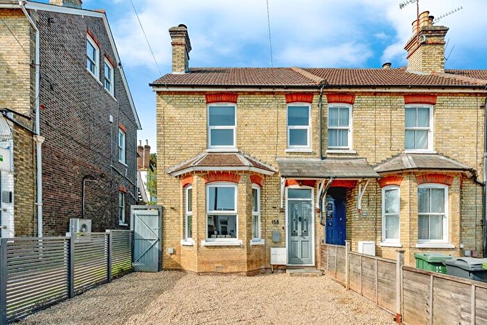 2 Bedroom End Of Terrace House For Sale In Garlands Road, Redhill, RH1