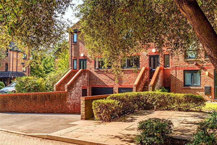 4 Bedroom Detached House To Rent In Sterling Place, London, W5