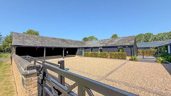 4 Bedroom Barn Conversion For Sale In Centre Farm Barns, Battlesden, Bedfordshire, MK17