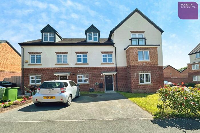 4 Bedroom Terraced House For Sale In Stothert Street, M46