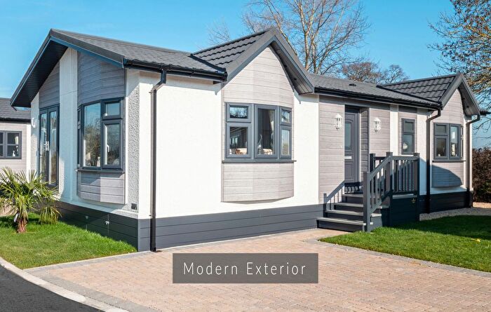 2 Bedroom Park Home For Sale In Merry Hill Country Park, Honingham, Norwich, NR9