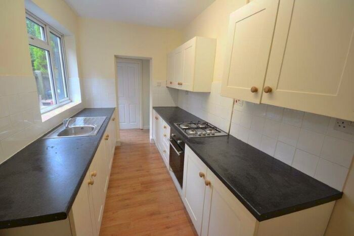 4 Bedroom House To Rent In Pope Street, Leicester, LE2
