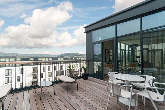 3 Bedroom Apartment To Rent In Highgate, Longmead Terrace, Bath, BA2