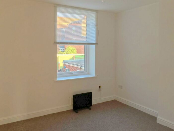 1 Bedroom Flat To Rent In Drummond Road, Skegness, PE25