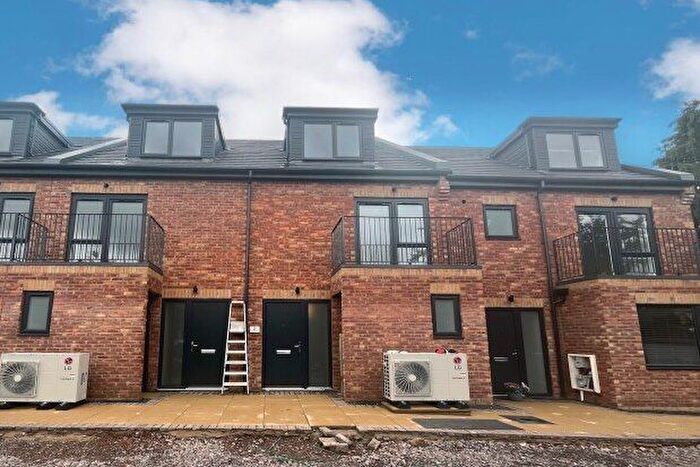 3 Bedroom Terraced House To Rent In Florence Corner, Bristol, BS16