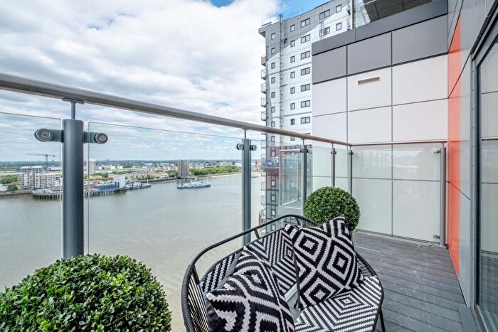 2 Bedroom Apartment To Rent In Mast Quay London, SE18