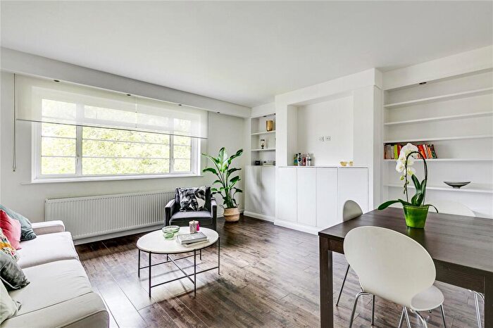 4 Bedroom Apartment To Rent In Willesden Lane, London, NW6