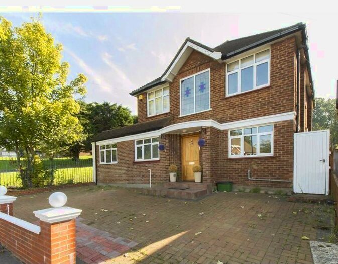 4 Bedroom House To Rent In Westwood Avenue, London, SE19