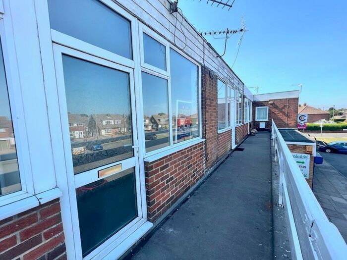 2 Bedroom Flat To Rent In Middlethorpe Road, Cleethorpes, DN35