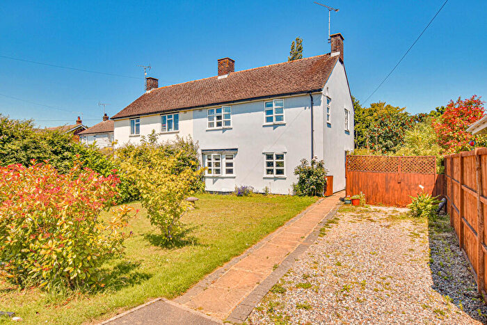 4 Bedroom Semi-Detached House For Sale In Gepps Close, High Easter, CM1