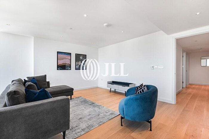 2 Bedroom Flat For Sale In Marsh Wall London, E14