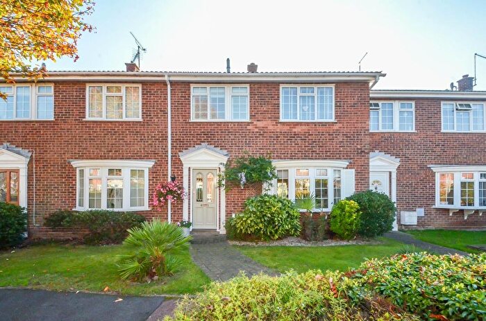 3 Bedroom Terraced House For Sale In Collins Way, Leigh-On-Sea, SS9