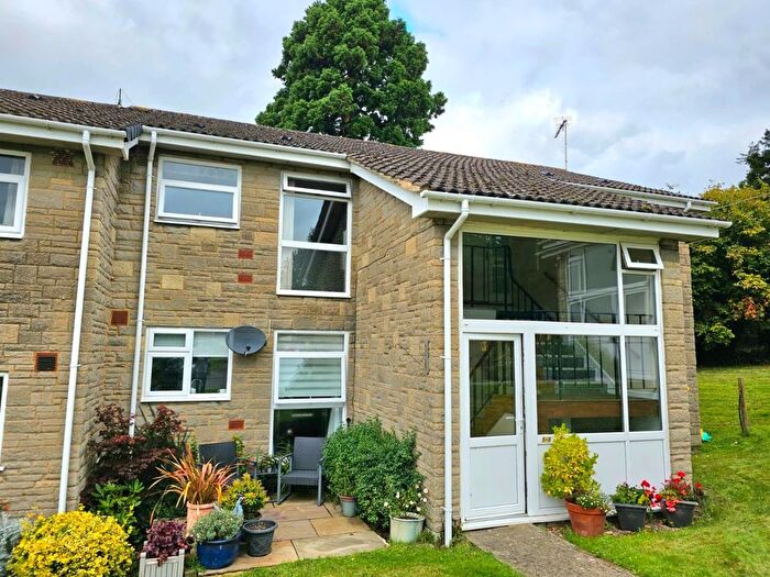 1 Bedroom Flat For Sale In Hopton Road, Cam, Dursley, GL11