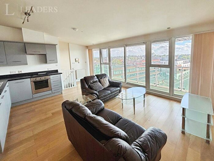 2 Bedroom Flat To Rent In Gower Street, Derby, Derbyshire, DE1