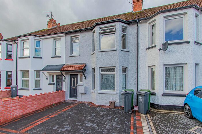 3 Bedroom Property To Rent In Fairwater Grove West, Llandaff, Cardiff, CF5