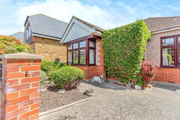 2 Bedroom Bungalow For Sale In Parsonage Chase, Minster On Sea, Sheerness, Kent, ME12