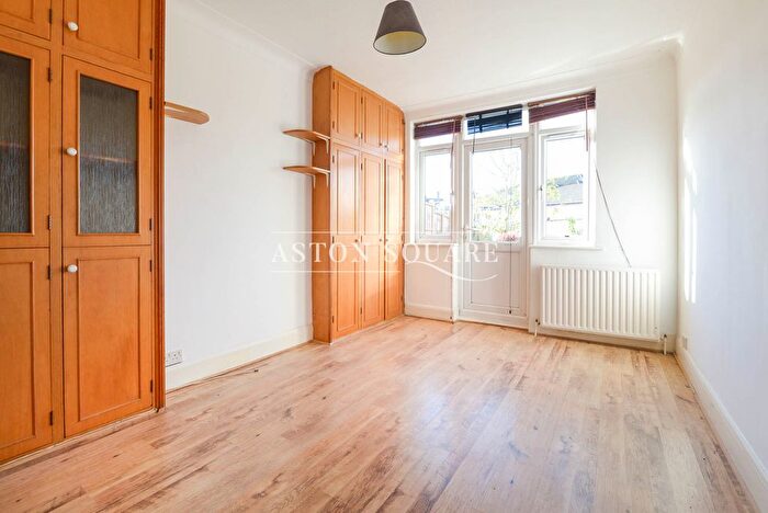 1 Bedroom Flat To Rent In Glebe Crescent, London, NW4