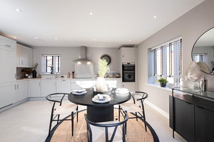 4 Bedroom Detached House For Sale In Station Road, Felsted, Essex, CM6