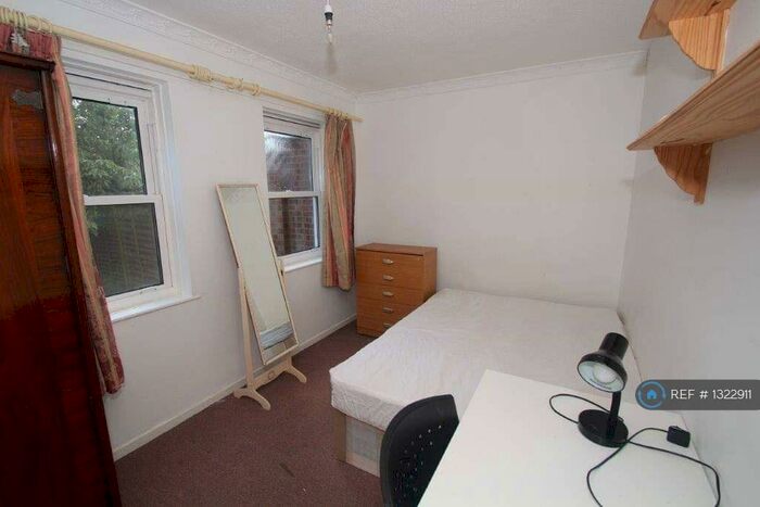 4 Bedroom Terraced House To Rent In Macbeth Close, Colchester, CO4