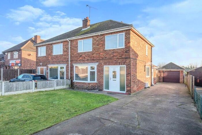 3 Bedroom Semi-Detached House To Rent In High Street, Belton, Doncaster, Lincolnshire DN9