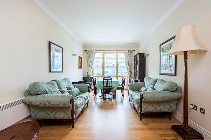 2 Bedroom Flat To Rent In Temple Avenue, London, EC4Y