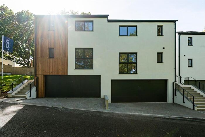 4 Bedroom Semi Detached House For Sale In Roselyon Gardens, Par, PL24