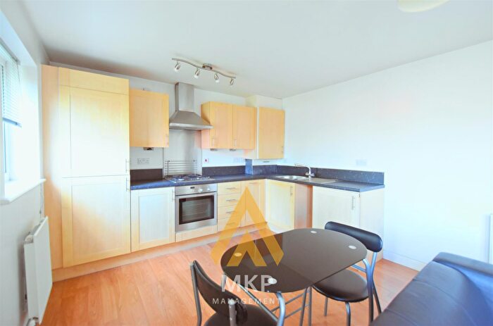2 Bedroom Flat To Rent In Priory Court, Edgbaston, B5
