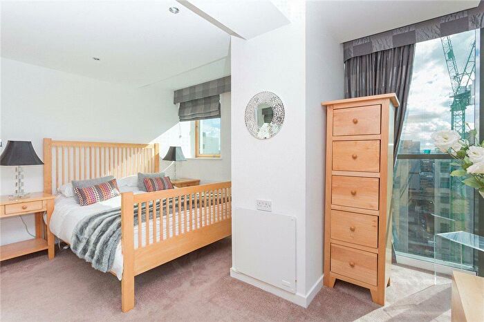 2 Bedroom Duplex To Rent In Bothwell Street, Glasgow, G2