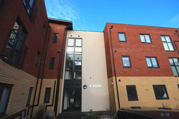 2 Bedroom Flat To Rent In Lower Broughton Road, Broughton, M7