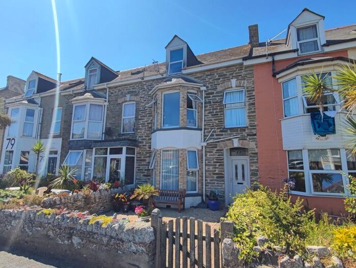 Houses for sale & to rent in TR7 1SP, Cliff Road, Newquay Central Newquay