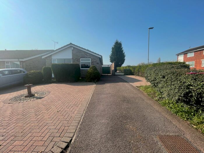 2 Bedroom Bungalow To Rent In Rosamund Avenue, Leicester, LE3