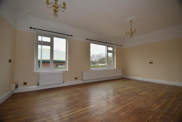 1 Bedroom Flat To Rent In Mill Lane, Chester, CH2