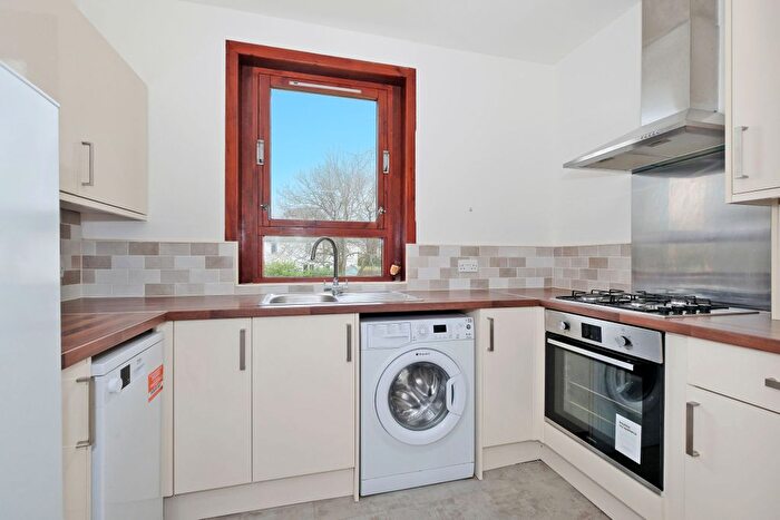 2 Bedroom Flat For Sale In Rosehill Avenue, Rosehill, Aberdeen, AB24
