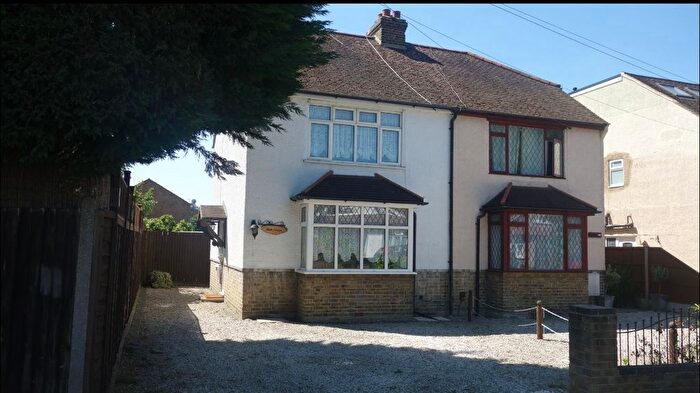 2 Bedroom Semi-Detached House To Rent In Burgoyne Road, Sunbury On Thames, TW16