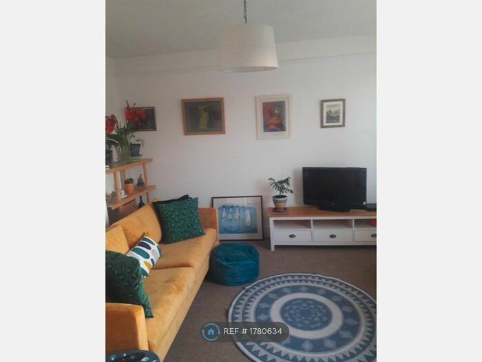 2 Bedroom Flat To Rent In Ham Shades Lane, Whitstable, CT5