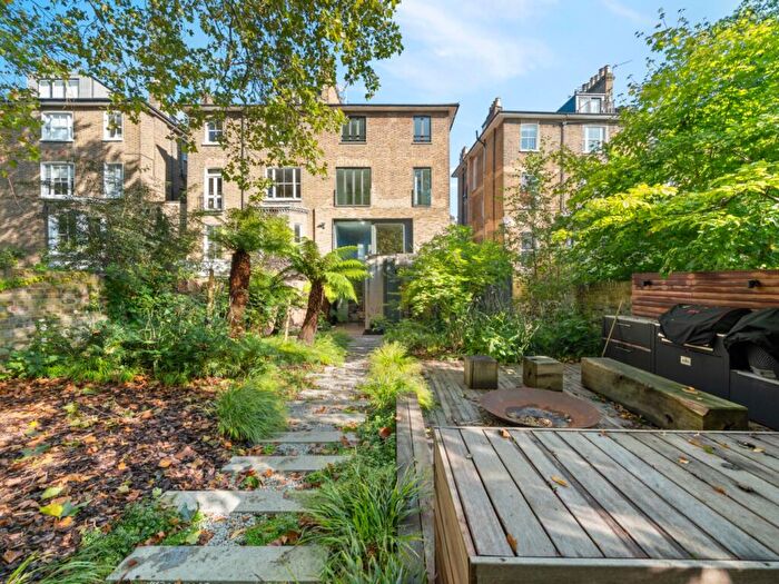 5 Bedroom Semi-Detached House For Sale In King Henrys Road, Primrose Hill, London, NW3