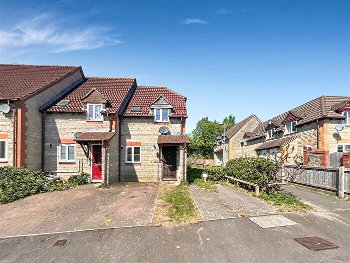 1 Bedroom End Of Terrace House To Rent In Muirfield, Warmley, Bristol, BS30