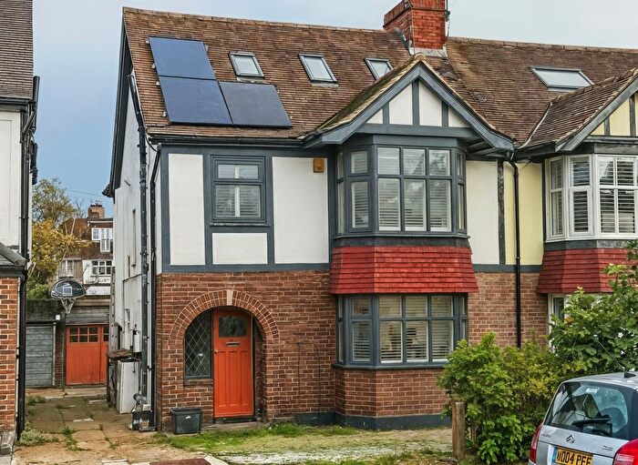 4 Bedroom Semi Detached House For Sale In Nevill Road, Hove, BN3