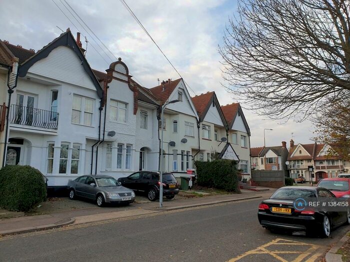 2 Bedroom Maisonette To Rent In Herbert Grove, Southend On Sea, SS1