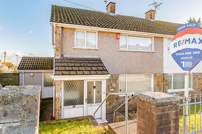 3 Bedroom Semi Detached House For Sale In Winston Road, Barry, CF62