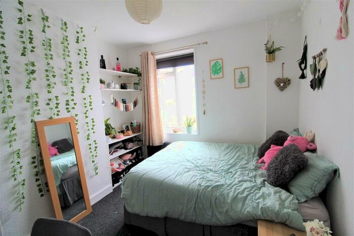 3 Bedroom Flat To Rent In Franklin Road, City Centre, Brighton, BN2