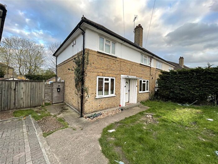 3 Bedroom Maisonette To Rent In Wheatley Road, Isleworth, Greater London, TW7